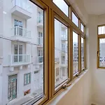 Spacious Traditional 3 Bedroom House With Yard Jbar1-1 Σπίτι διακοπών *