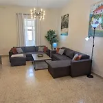 Spacious Traditional 3 Bedroom House With Yard Jbar1-1 Σπίτι διακοπών Saint Julian's
