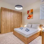 Spacious Traditional 3 Bedroom House With Yard Jbar1-1 펜션