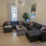 Spacious Traditional 3 Bedroom House With Yard Jbar1-1 Saint Julian's