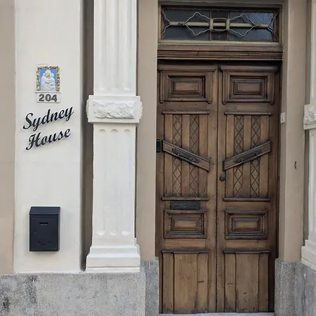 Holiday home Spacious Traditional 3 Bedroom House With Yard Jbar1-1 Saint Julian's