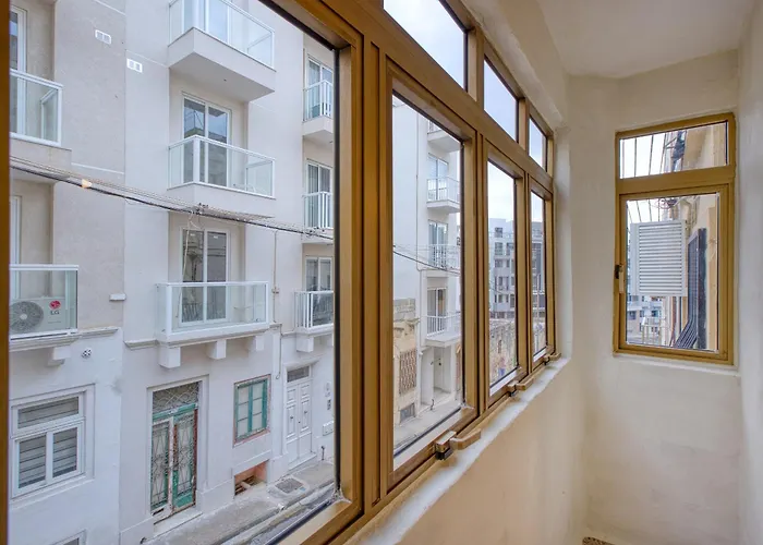 Spacious Traditional 3 Bedroom House With Yard Jbar1-1 Casa de Férias *